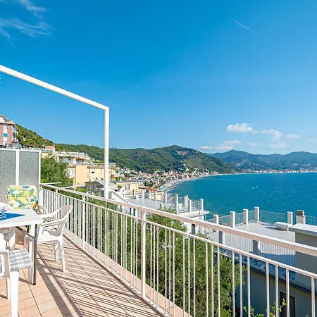 Orizzonte Gallinara - Parcheggio E Doppio Bagno Apartment *