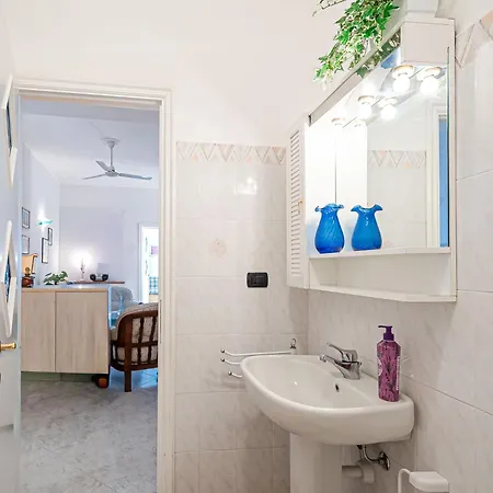 Orizzonte Gallinara - Parcheggio E Doppio Bagno